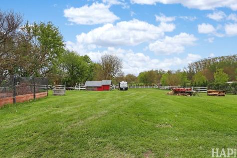 10N775 Muirhead Road Elgin IL 60124