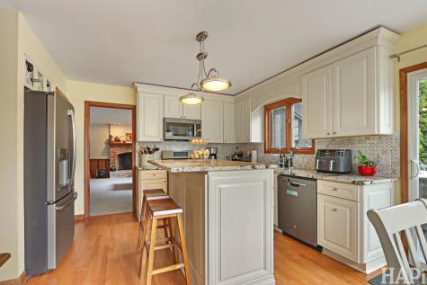 10N775 Muirhead Road Elgin IL 60124