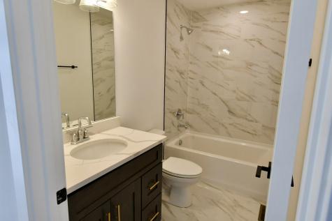 19749 Savoy Street Lynwood IL 60411