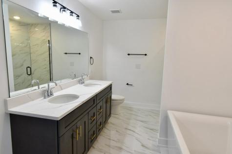 19749 Savoy Street Lynwood IL 60411
