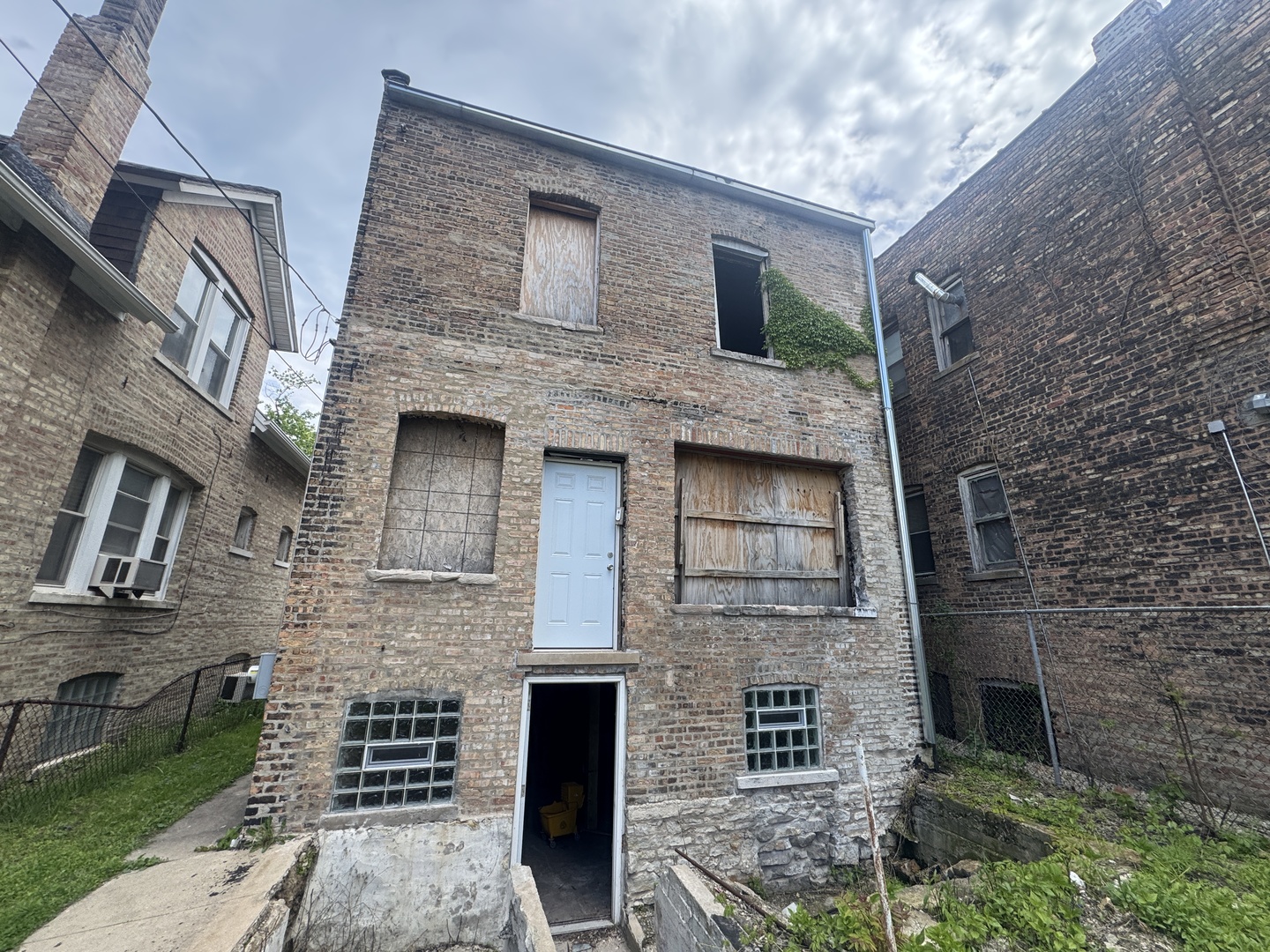 7324 South Blackstone Avenue Chicago IL 60619