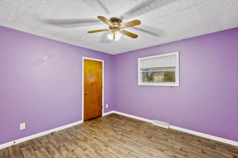 209 West Indiana Street Momence IL 60954