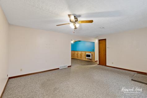 209 West Indiana Street Momence IL 60954