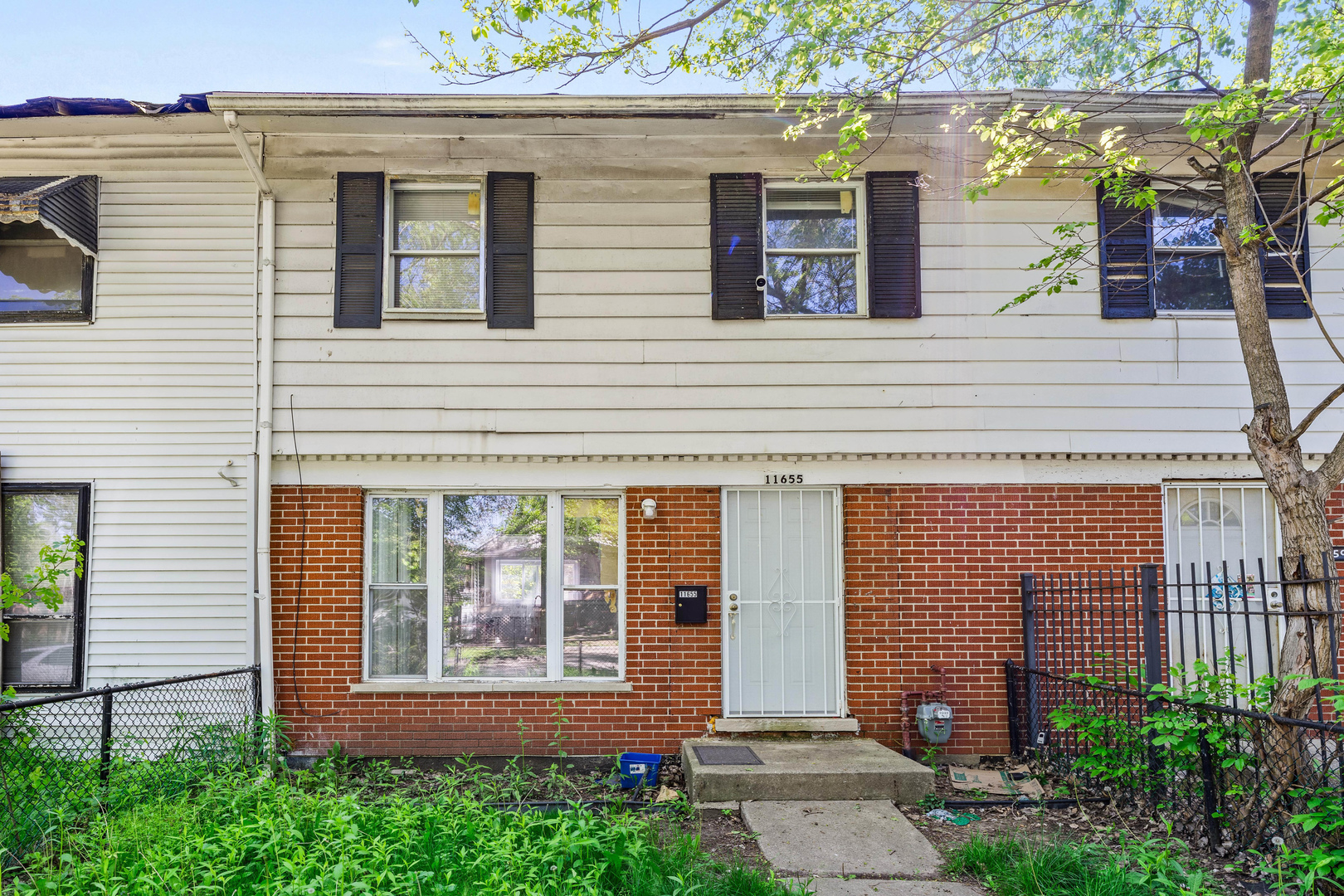 11655 South Sangamon Street Chicago IL 60643