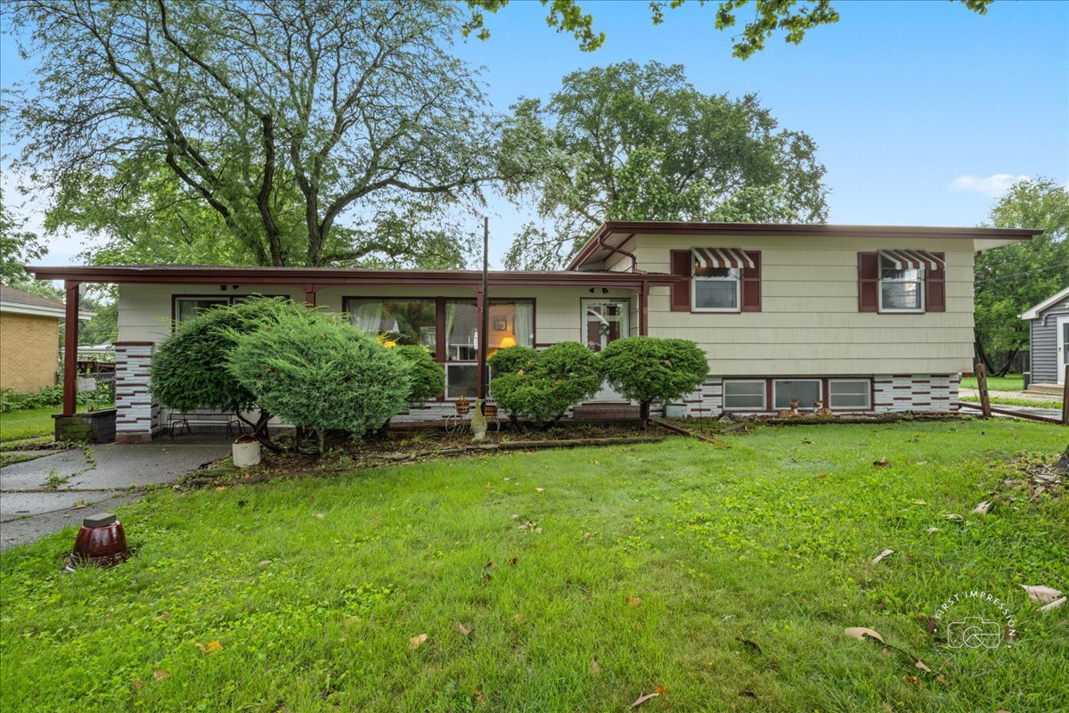 614 North Glenwood Place Aurora IL 60506