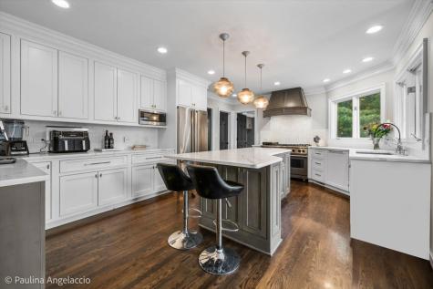 27137 West Fenview Drive Tower Lakes IL 60010