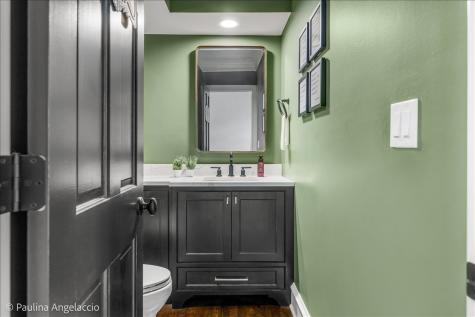27137 West Fenview Drive Tower Lakes IL 60010