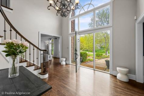 27137 West Fenview Drive Tower Lakes IL 60010