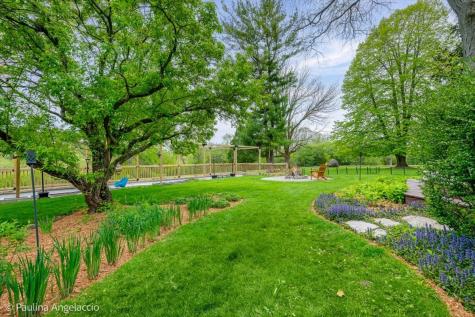 27137 West Fenview Drive Tower Lakes IL 60010