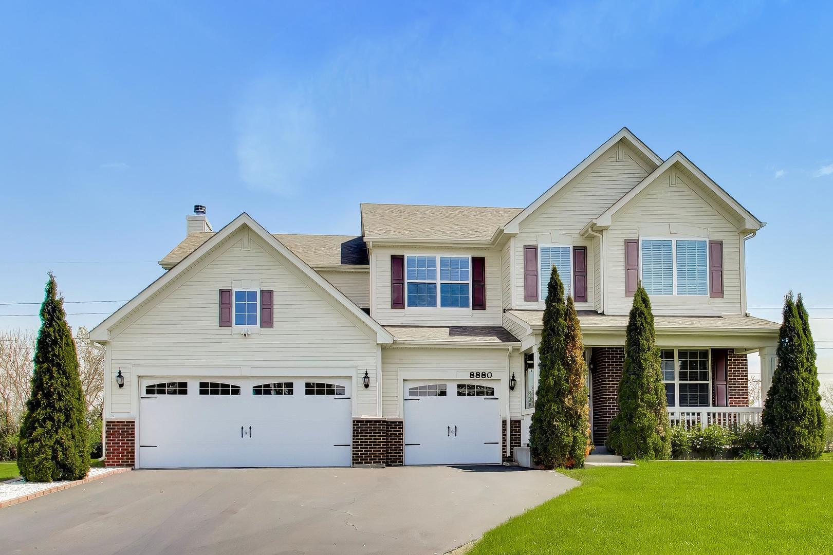 8880 Pearsall Drive Huntley IL 60142