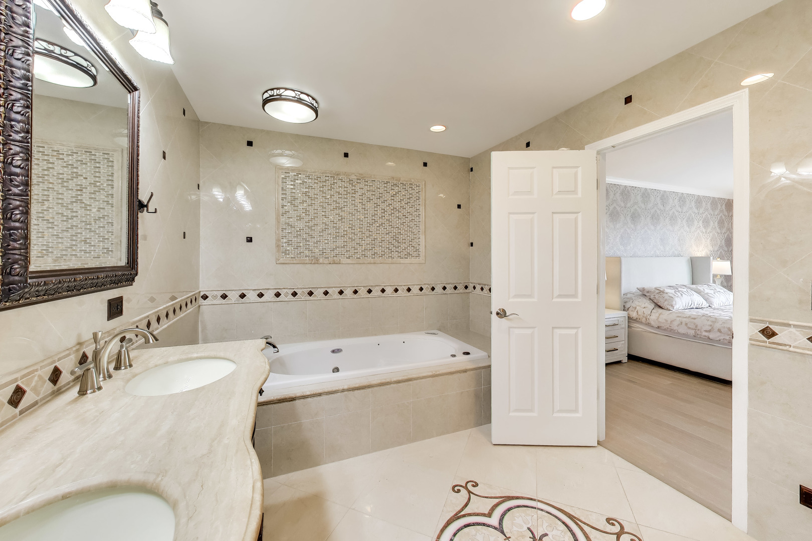 8880 Pearsall Drive Huntley IL 60142