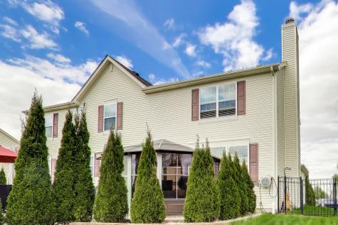 8880 Pearsall Drive Huntley IL 60142