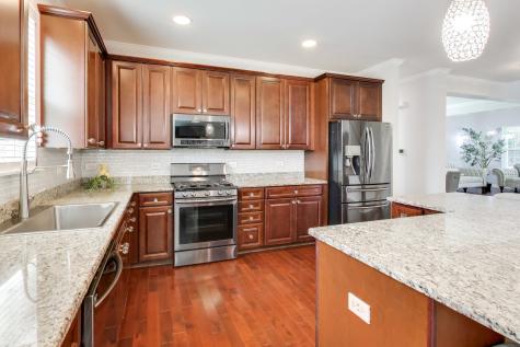 8880 Pearsall Drive Huntley IL 60142