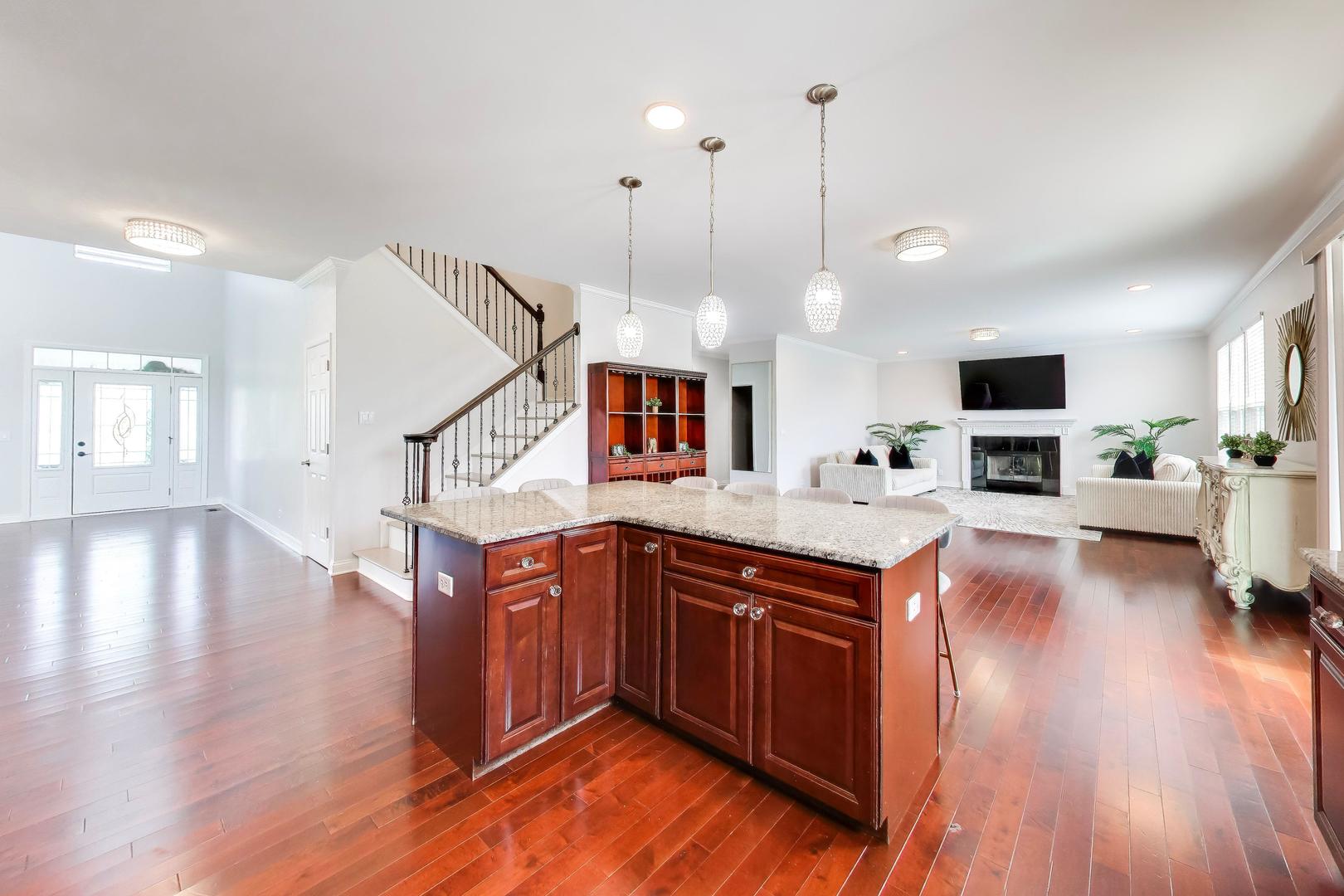 8880 Pearsall Drive Huntley IL 60142