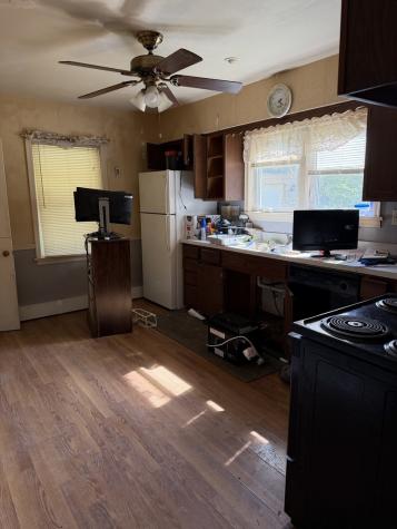 4442 Safford Road Rockford IL 61101