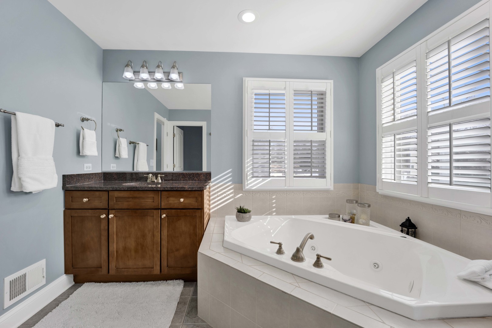 117 South Grant Street Westmont IL 60559