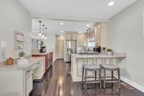 10520 South Hamilton Avenue Chicago IL 60643