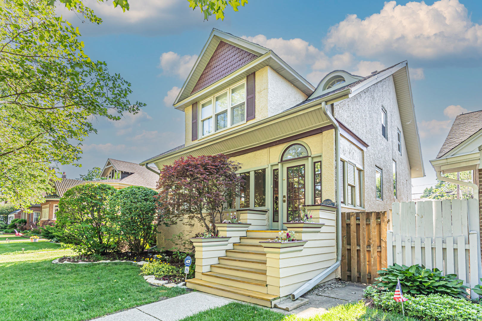 10520 South Hamilton Avenue Chicago IL 60643