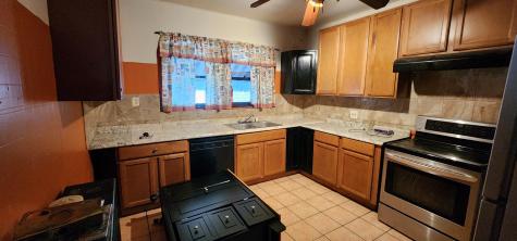 8443 South Manistee Avenue Chicago IL 60617