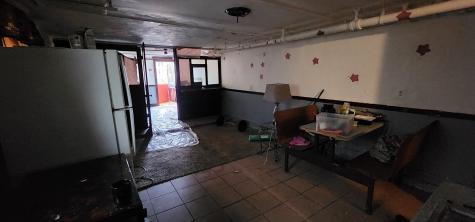 8443 South Manistee Avenue Chicago IL 60617
