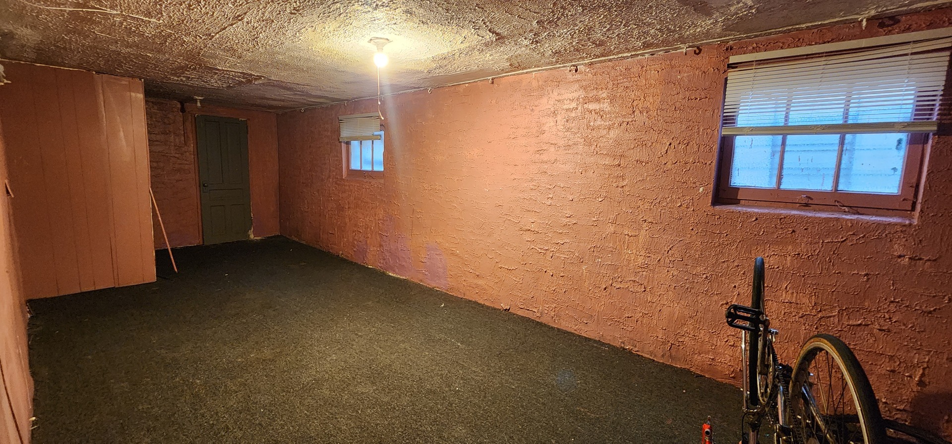 8443 South Manistee Avenue Chicago IL 60617