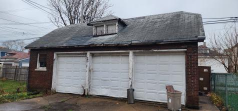 8443 South Manistee Avenue Chicago IL 60617
