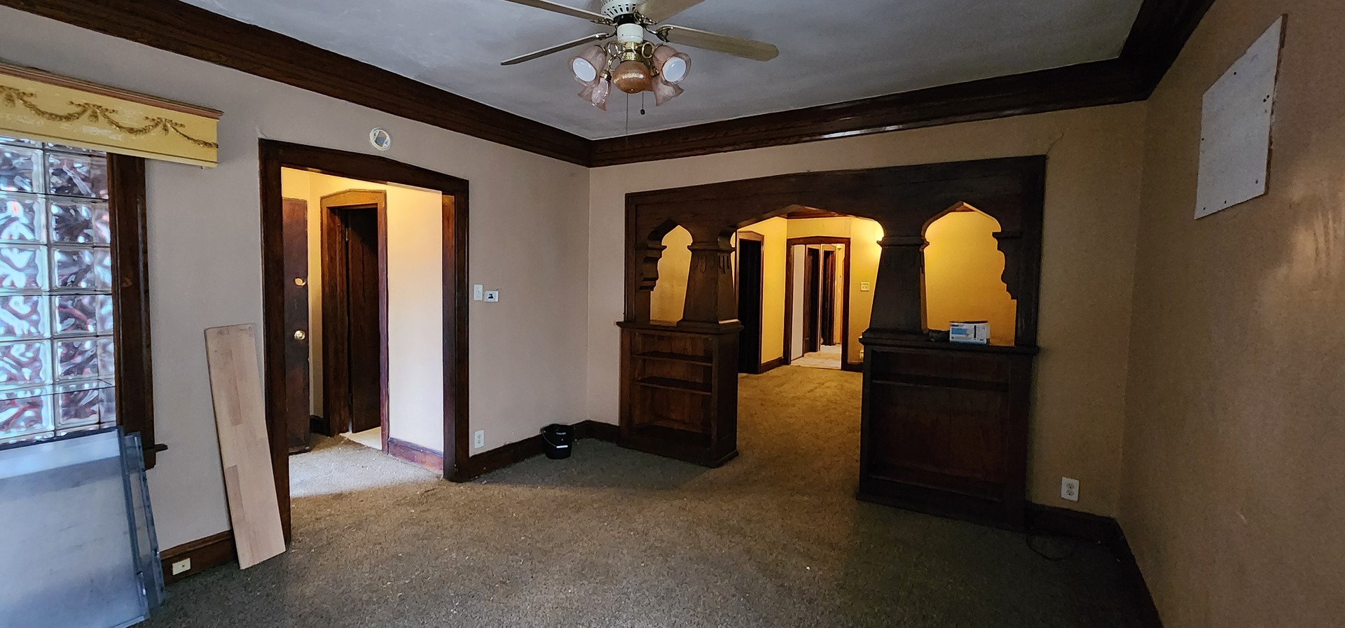 8443 South Manistee Avenue Chicago IL 60617