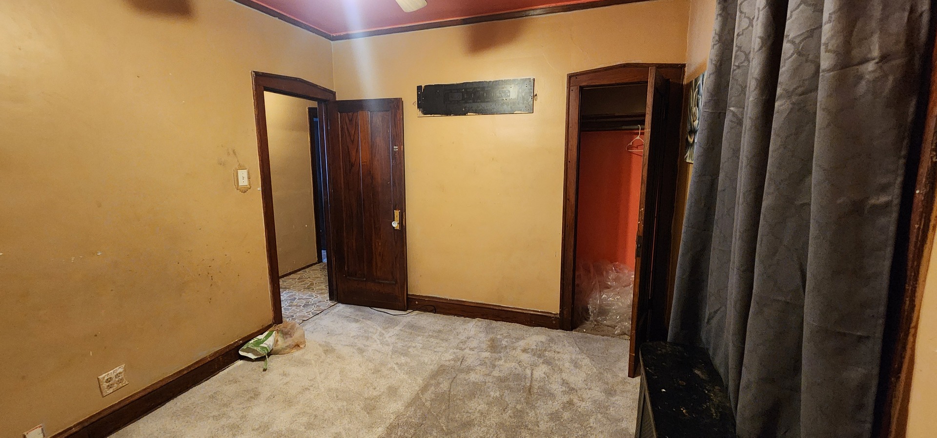 8443 South Manistee Avenue Chicago IL 60617