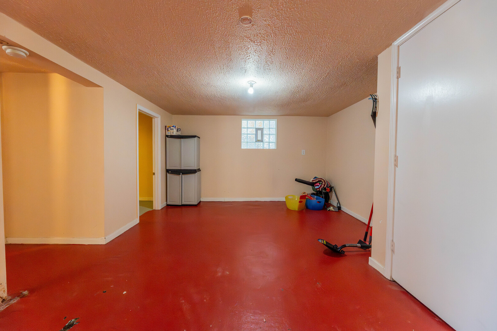 10211 South Eberhart Avenue Chicago IL 60628
