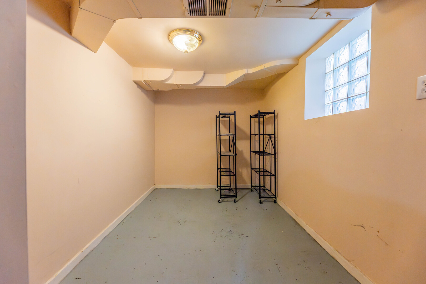 10211 South Eberhart Avenue Chicago IL 60628