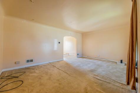 10211 South Eberhart Avenue Chicago IL 60628
