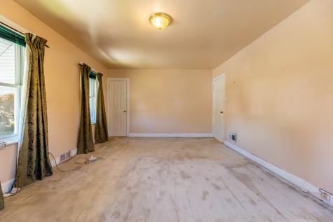 10211 South Eberhart Avenue Chicago IL 60628