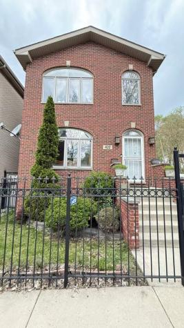 422 West 42nd Place Chicago IL 60609