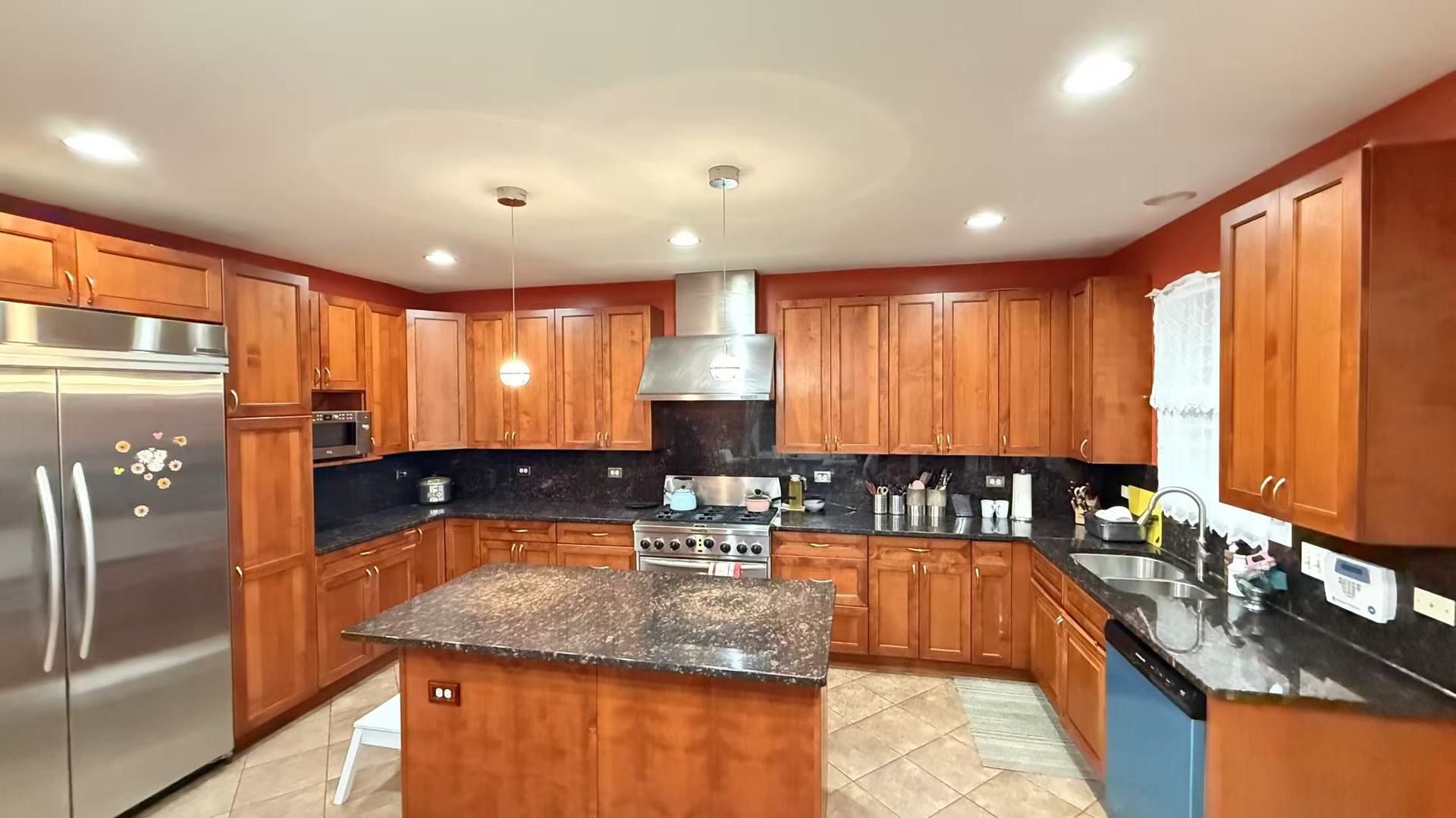 422 West 42nd Place Chicago IL 60609