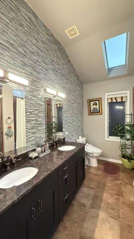 422 West 42nd Place Chicago IL 60609
