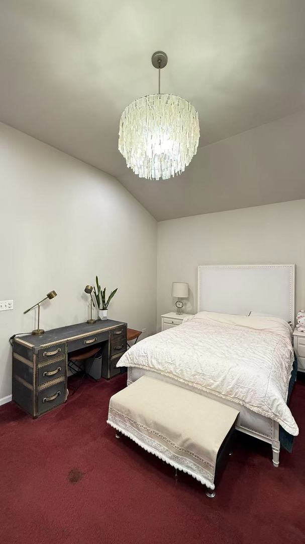 422 West 42nd Place Chicago IL 60609