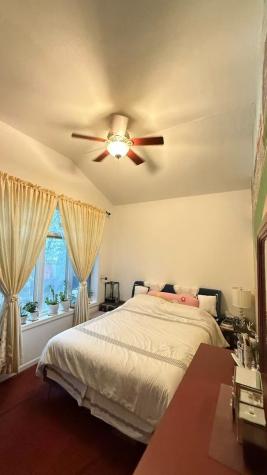 422 West 42nd Place Chicago IL 60609