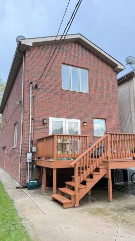 422 West 42nd Place Chicago IL 60609