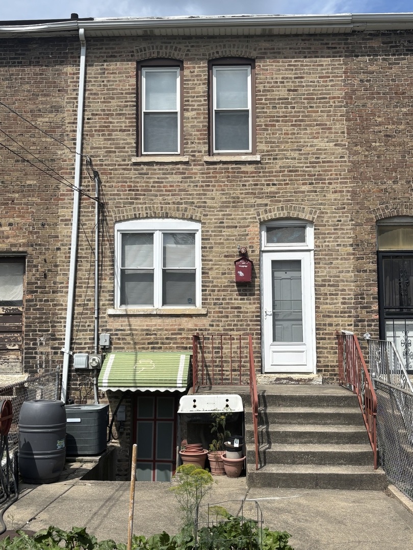 11317 South Champlain Avenue Chicago IL 60628