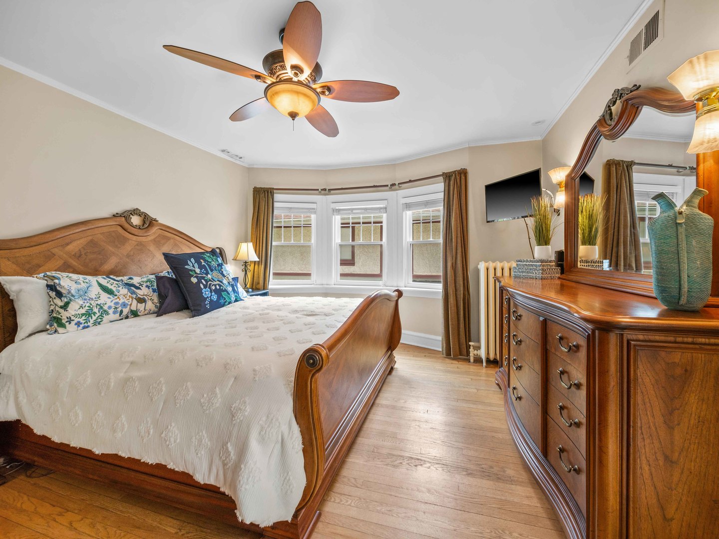 1115 Forest Avenue Wilmette IL 60091