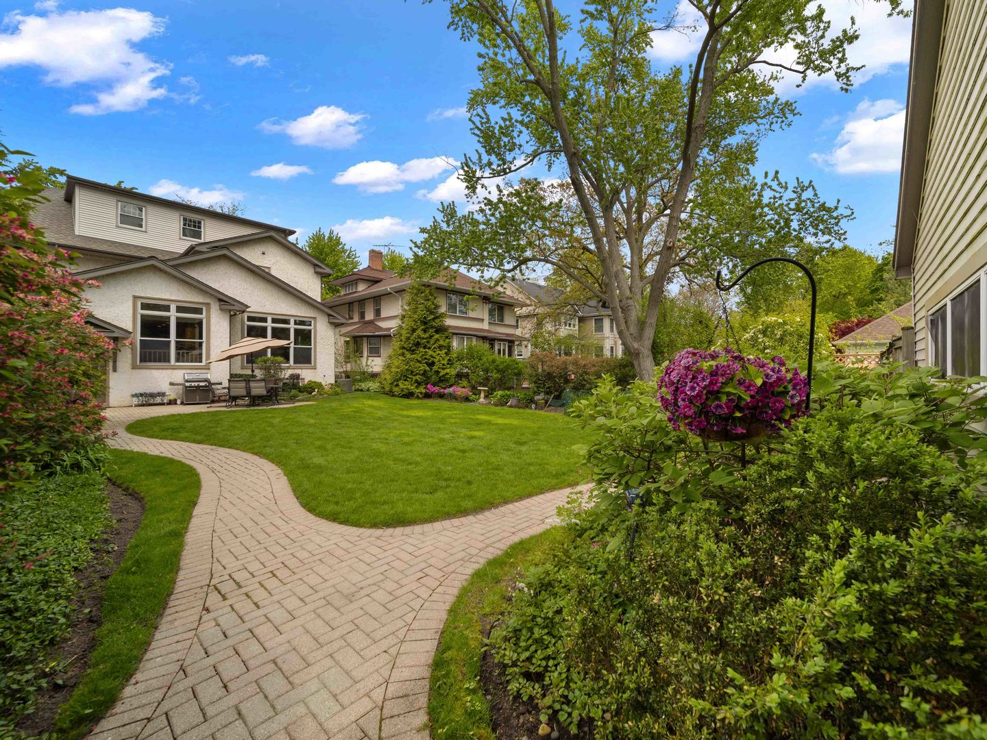 1115 Forest Avenue Wilmette IL 60091