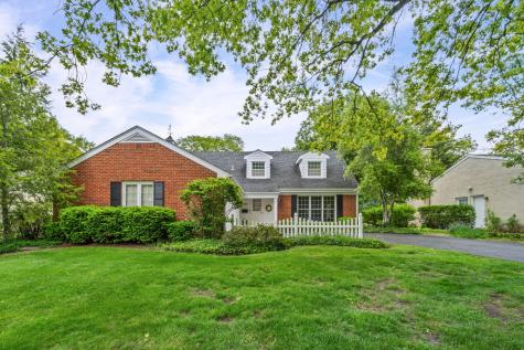 1533 North Belmont Avenue Arlington Heights IL 60004