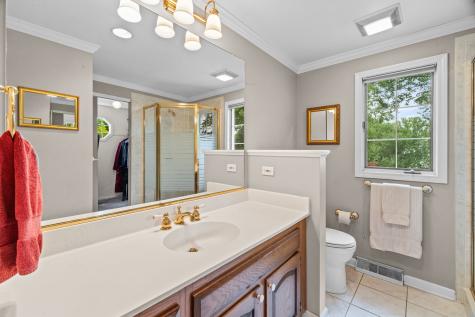 1533 North Belmont Avenue Arlington Heights IL 60004