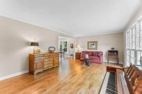 1533 North Belmont Avenue Arlington Heights IL 60004