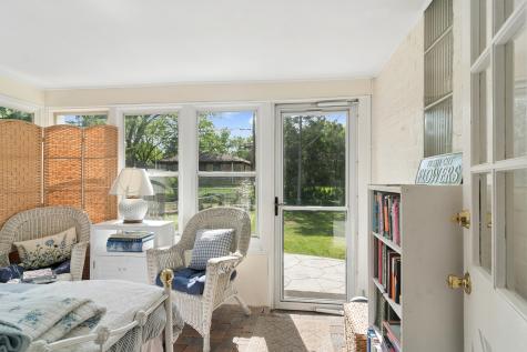 410 North Dryden Place Arlington Heights IL 60004