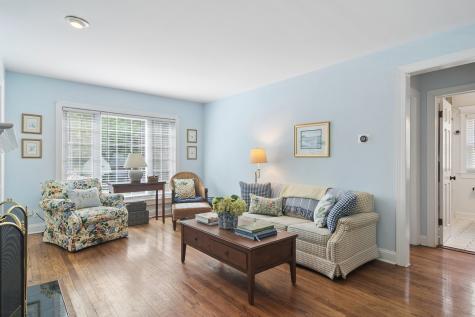 410 North Dryden Place Arlington Heights IL 60004
