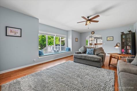 7104 Dove Way Cary IL 60013