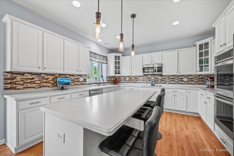 7104 Dove Way Cary IL 60013