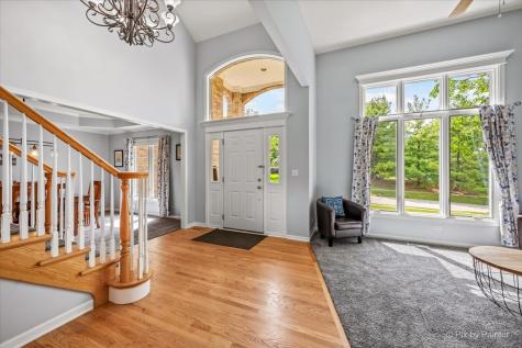 7104 Dove Way Cary IL 60013