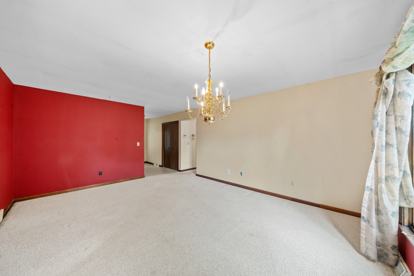 2445 Coach And Surrey Lane Aurora IL 60506